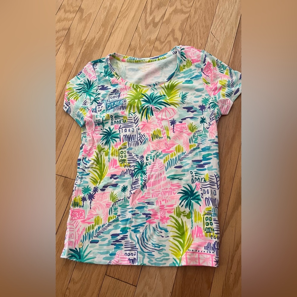 Lilly Pulitzer medium top